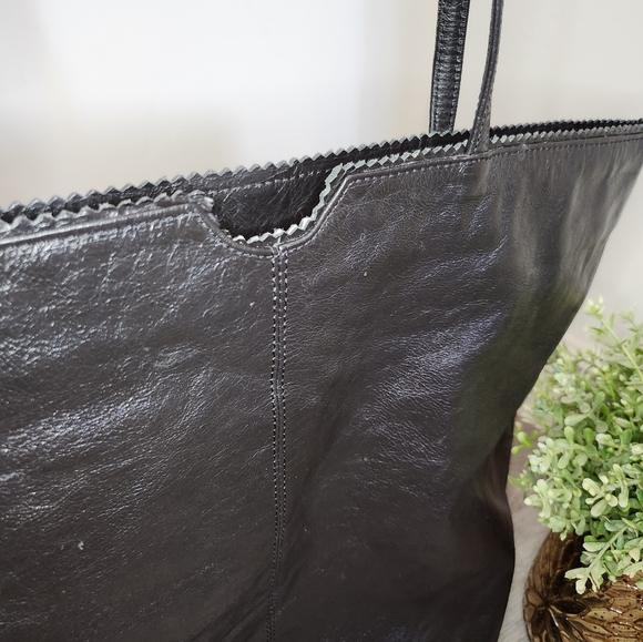 Latico Leather shoulder bag tote - Picture 2 of 7
